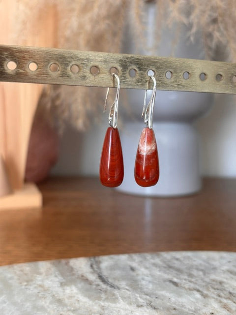 Boucles d'Oreilles Dormeuses Cornaline en Larme – Acier Inoxydable Argenté | Pierre Naturelle