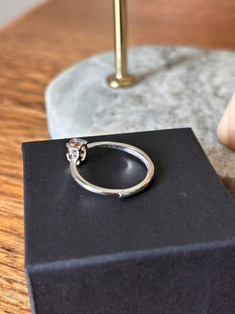 Bague Solitaire Argent 925 – Pierre de Citrine Naturelle Certifiée | Bijou Lithothérapie Femme