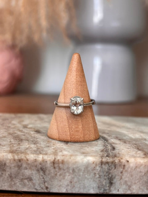 Bague solitaire en argent 925 rhodié, topaze blanche sertie, anneau fin