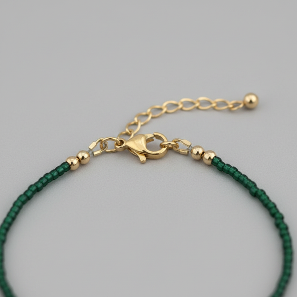 Bracelet Miyuki vert foncé à perles, fermoir doré, chaîne en acier inoxydable