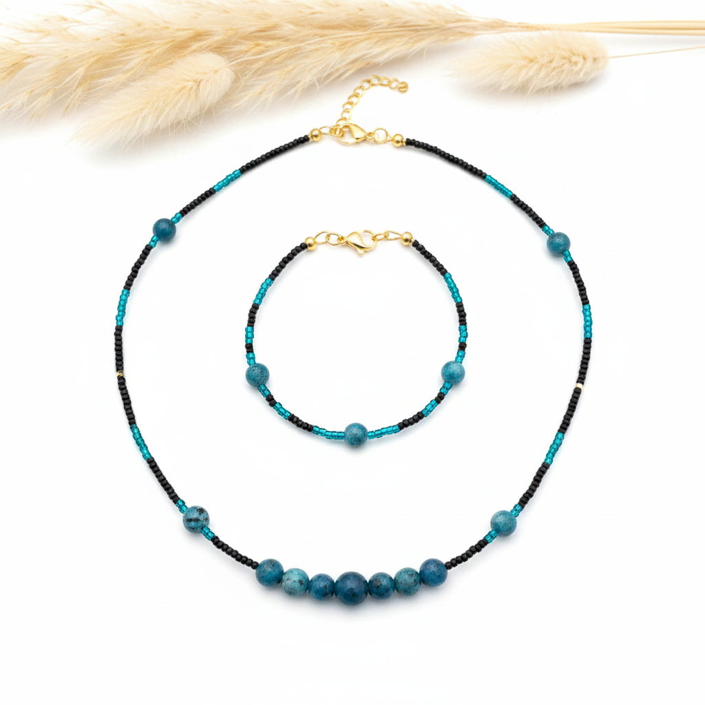 Parure artisanale collier 41cm + bracelet 18cm, apatite bleue, perles Miyuki & Toho, apprêts dorés inox. Fait main. Collection Nuit Sombre. Livraison gratuite